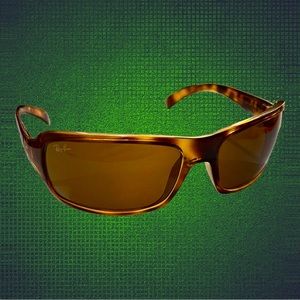 Ray-Ban Sunglasses RB 4075 642 3N (Women’s)